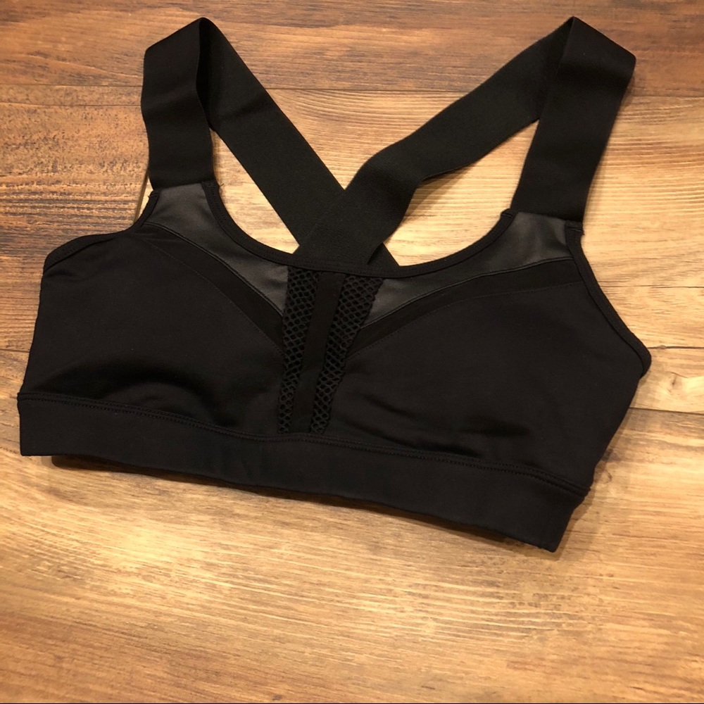 Alo Yoga Equalize Bra